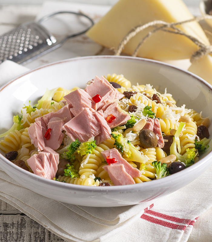 Fusilli “Alla Pugliese” with Tuna and Broccoli