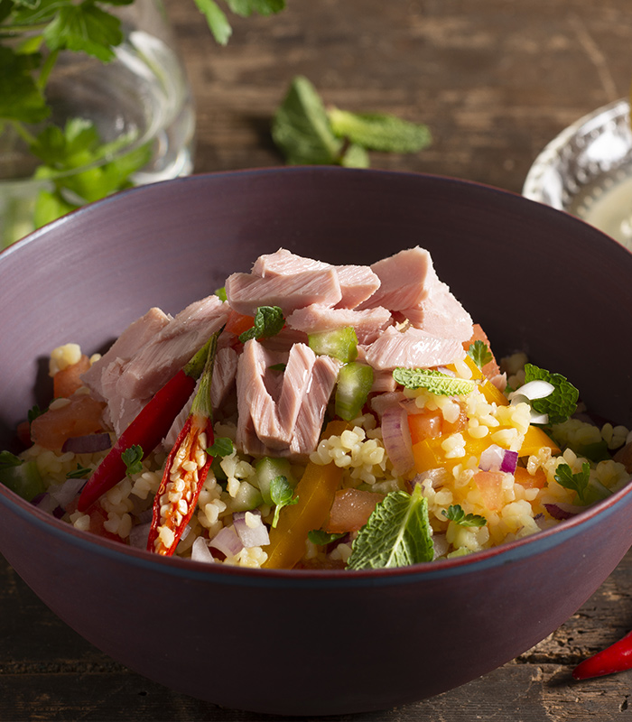 Bulgur and tuna salad
