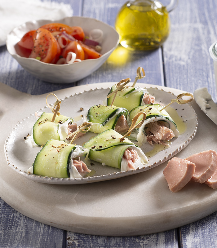 Tuna and cucumber rolls
