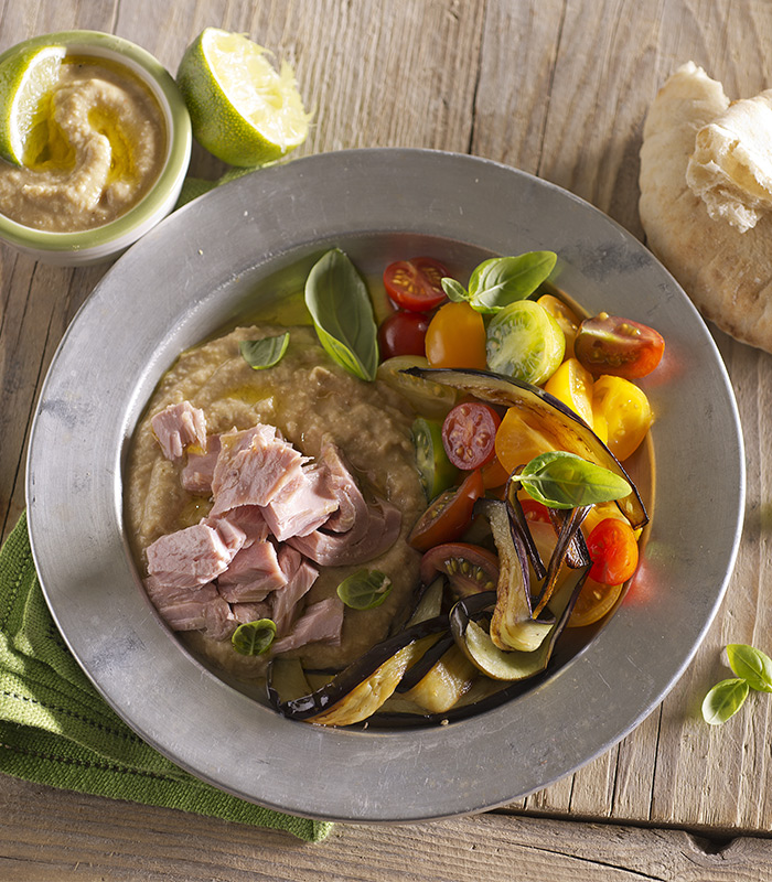 Tuna with Hummus, Grilled Aubergines and Cherry Tomatoes
